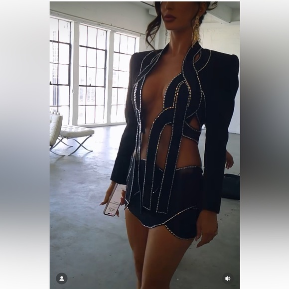 Area
Embellished wool rope mini skirt- NWT- size 8 - Picture 12 of 16